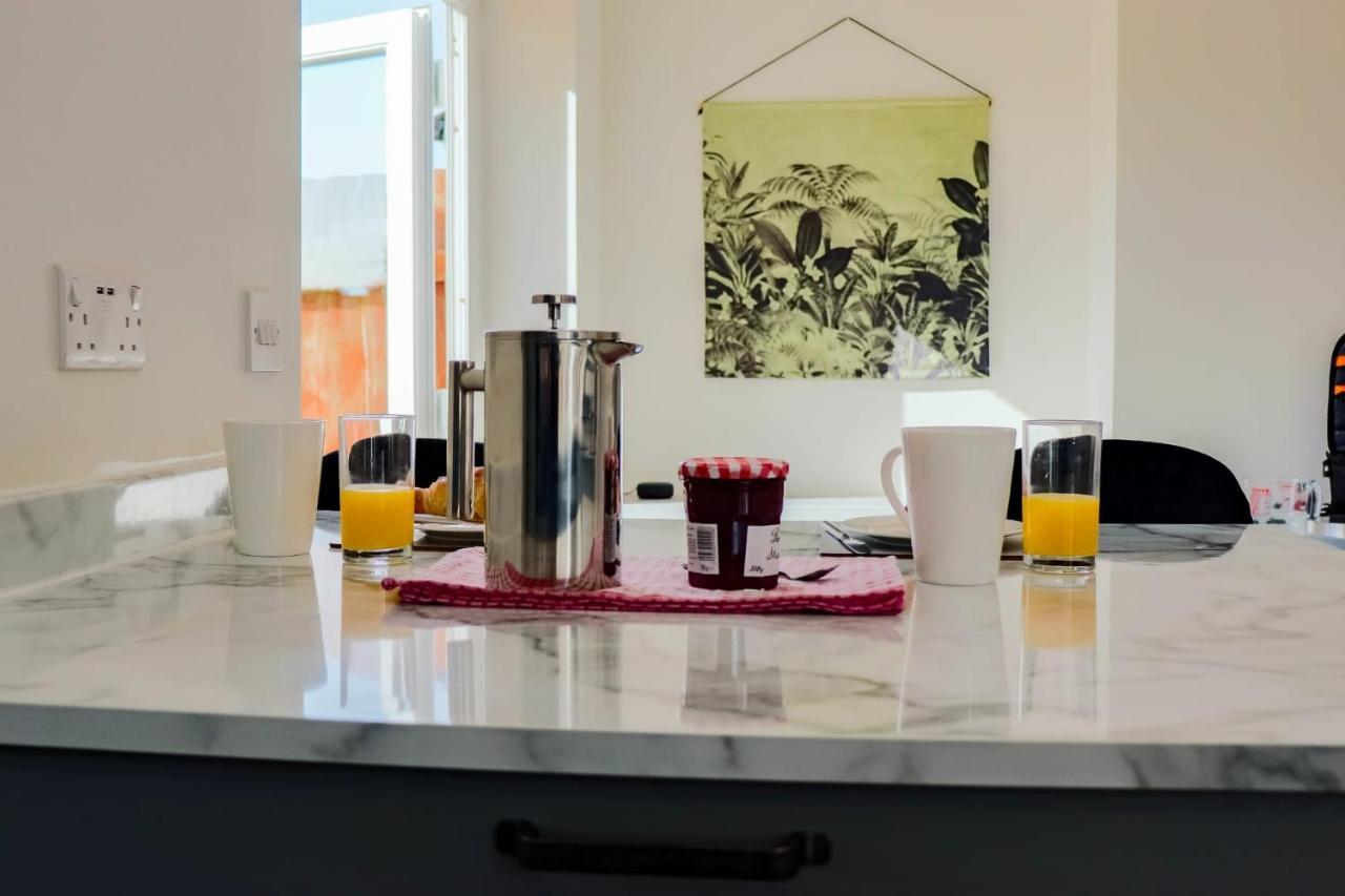 Causey Lodge Superb Comfy Home In Exeter By Staystay Bagian luar foto